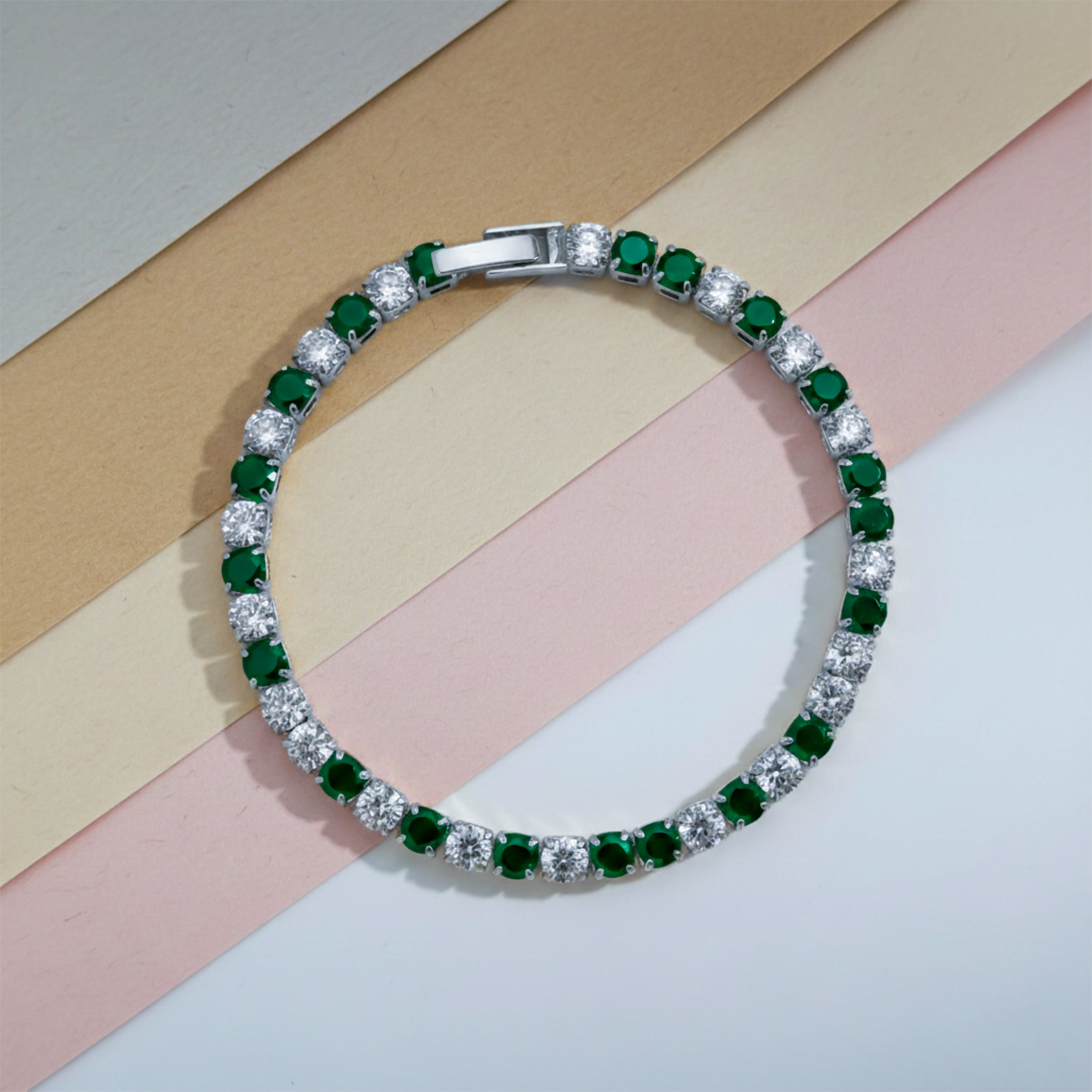 Imperial Emerald Diamond Glow Bracelet