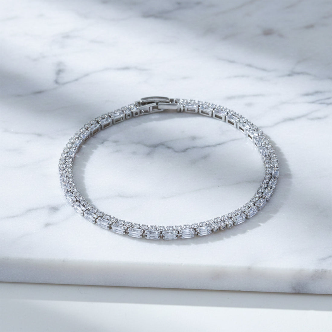 Eterna Shine Diamond Bracelet