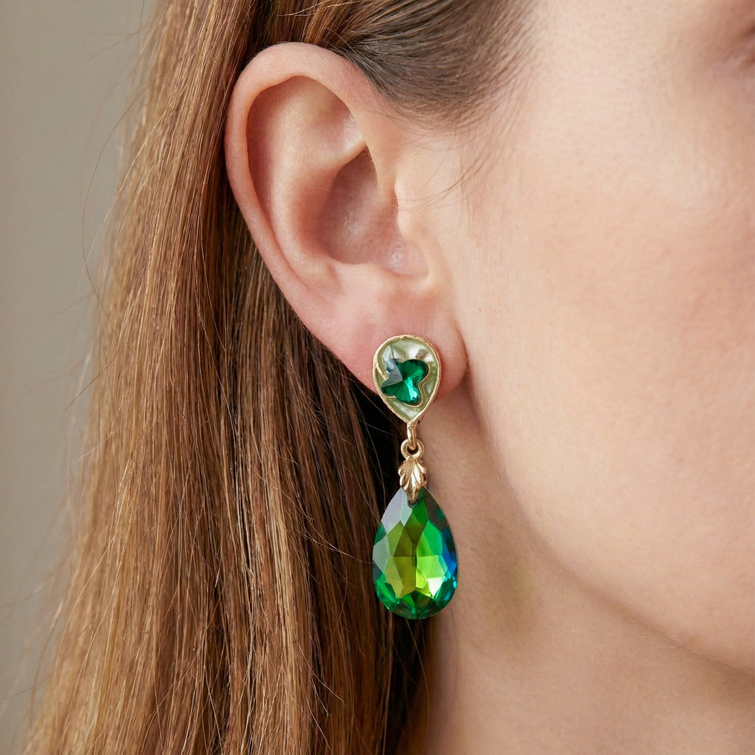 Serene Emerald Glow Earrings