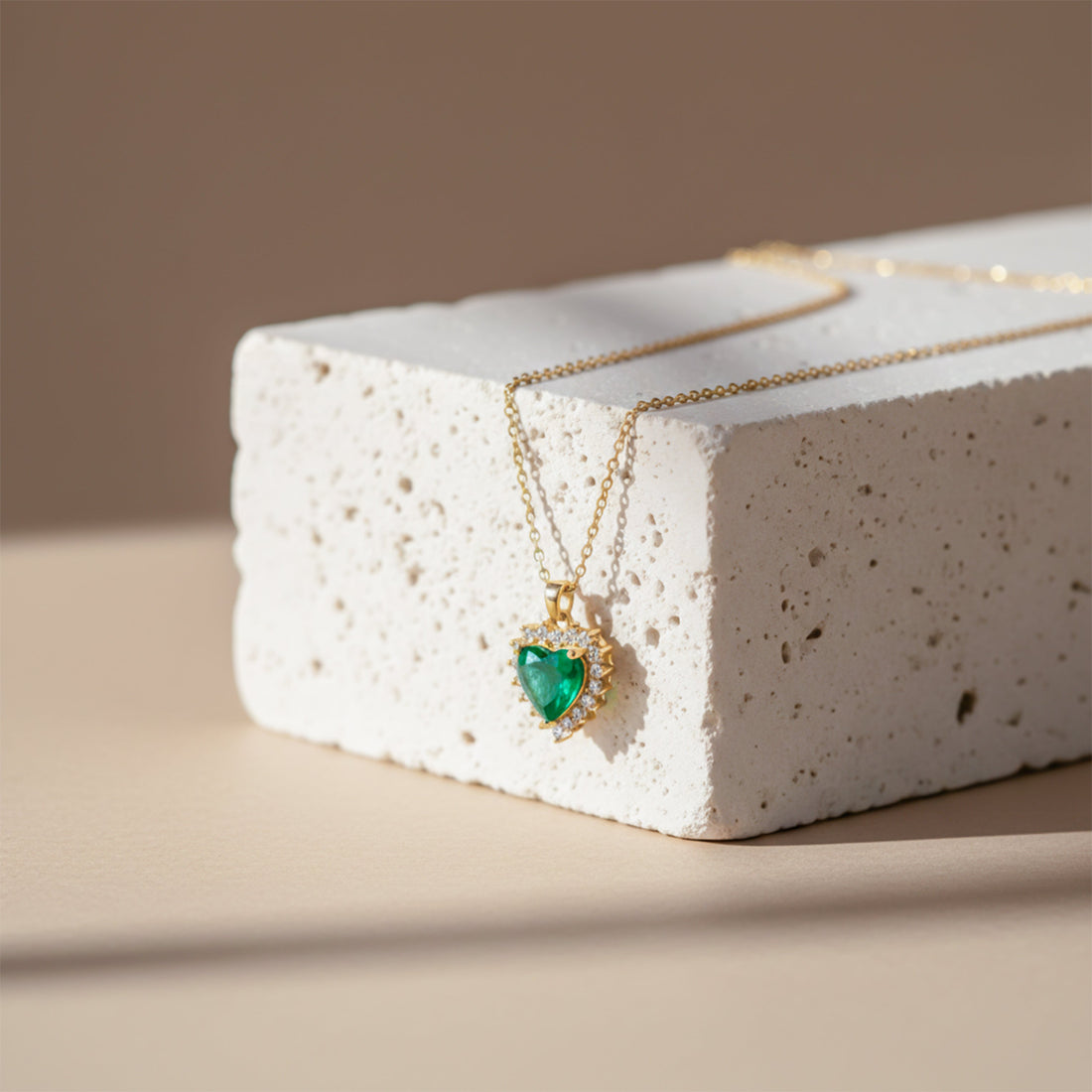 Elegant Green Heart Crystal Pendant