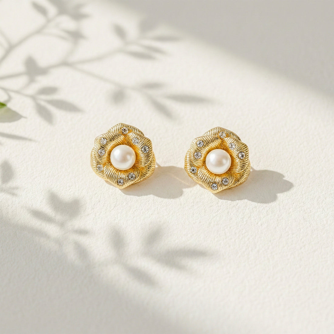 Queen’s Bloom Pearl Earrings