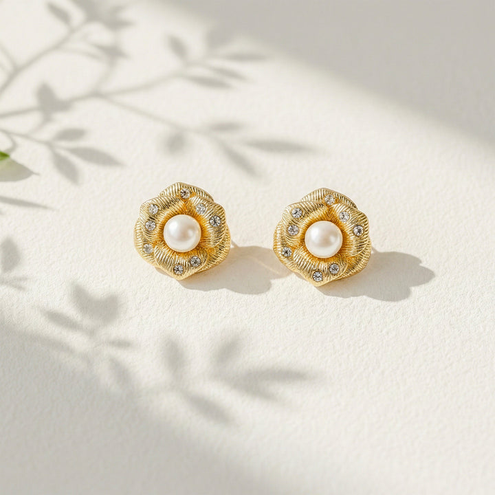 Queen’s Bloom Pearl Earrings