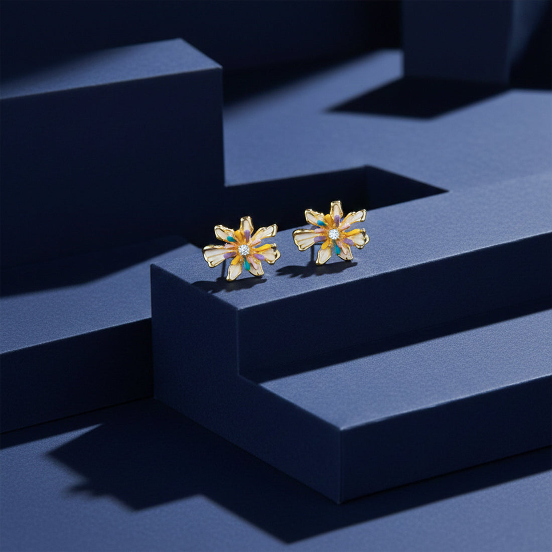 Golden Daisy Bloom Earrings