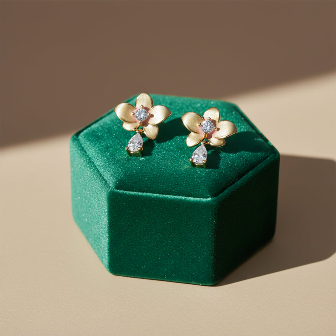 Zenvia Bloom Earrings