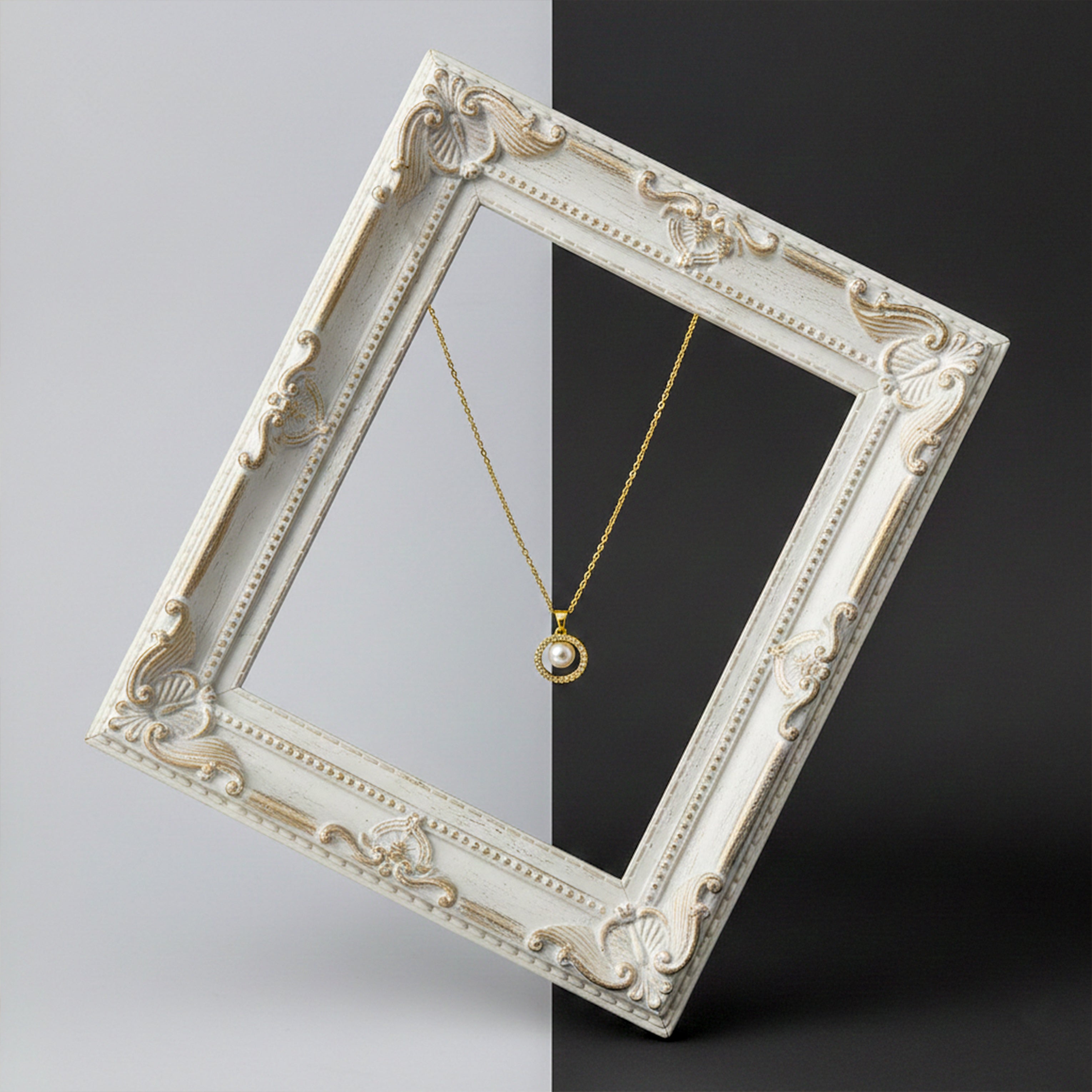 Classic Pearl & Gold Chain Necklace