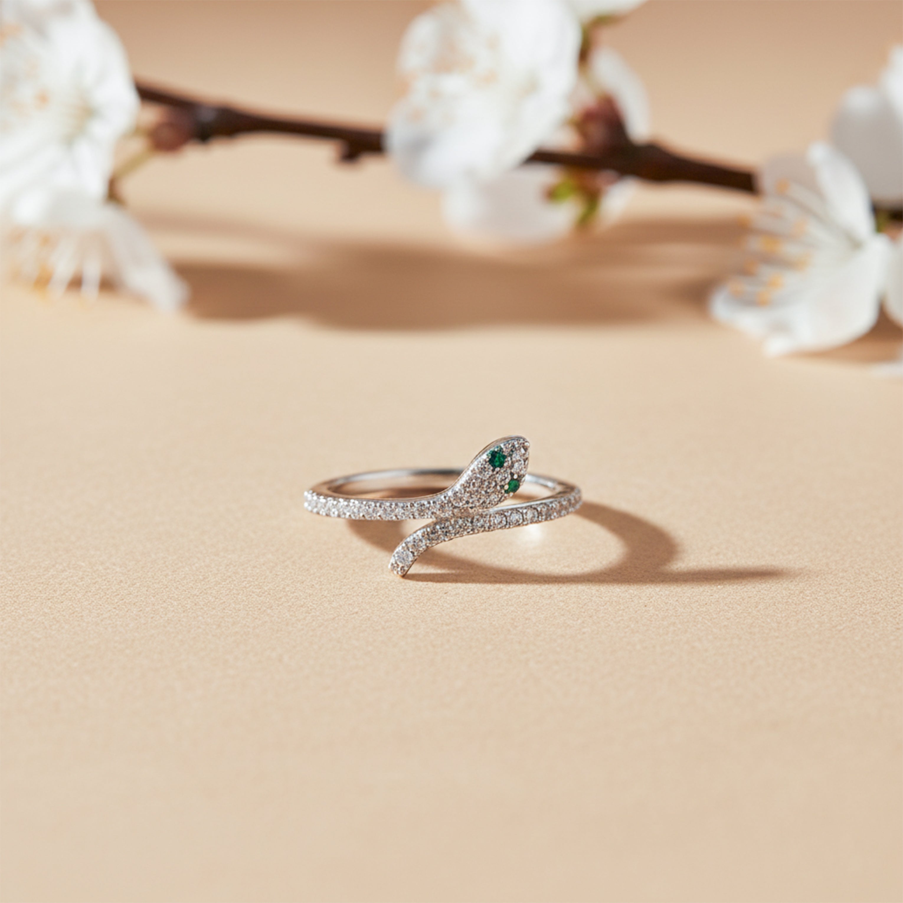 Eye Diamond Snake Wrap Ring