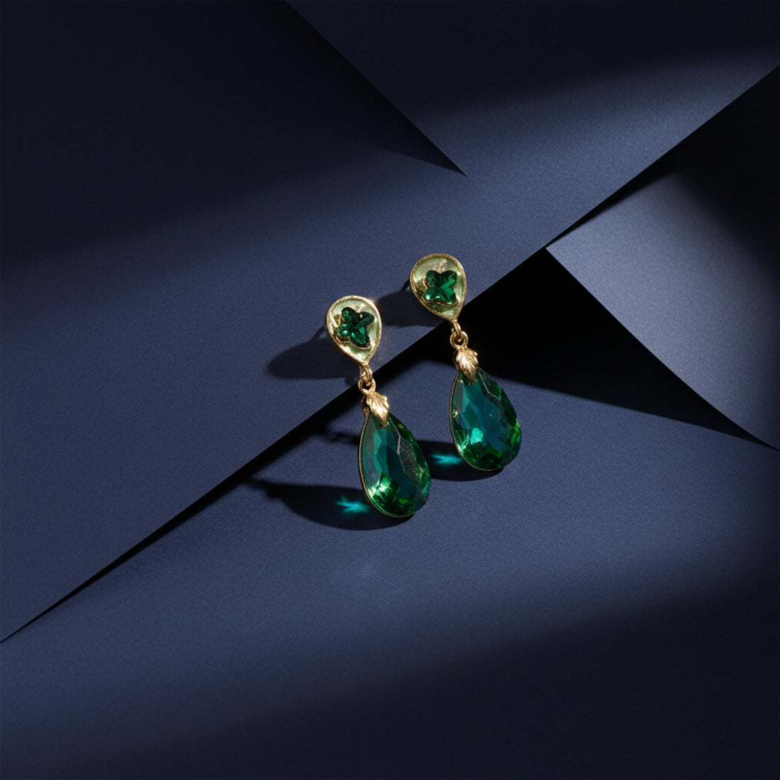 Serene Emerald Glow Earrings