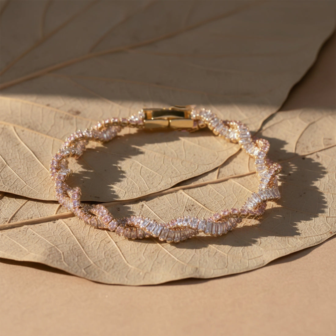 Veloura Wave Luxe Bracelet