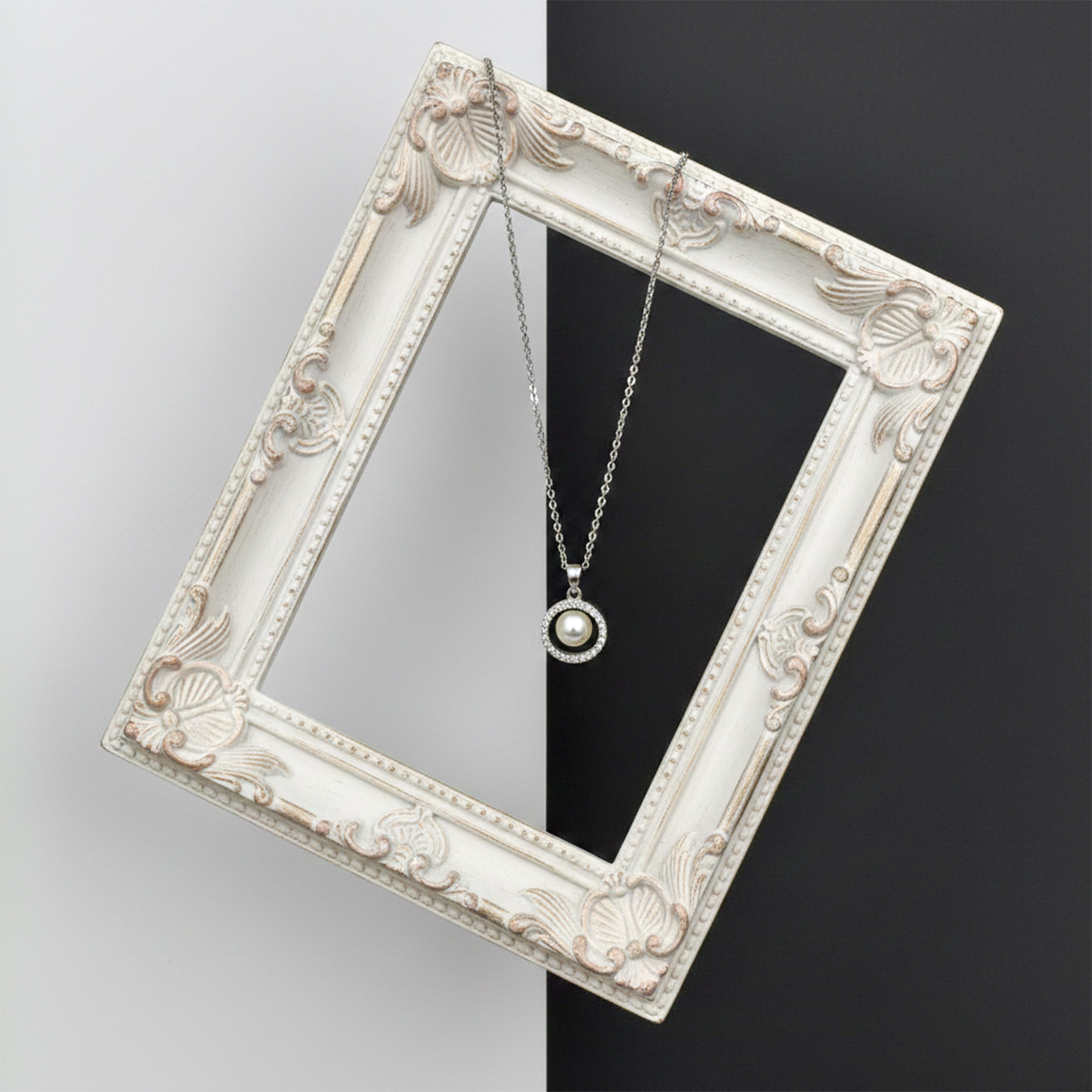 Classic Pearl & Silver Chain Necklace