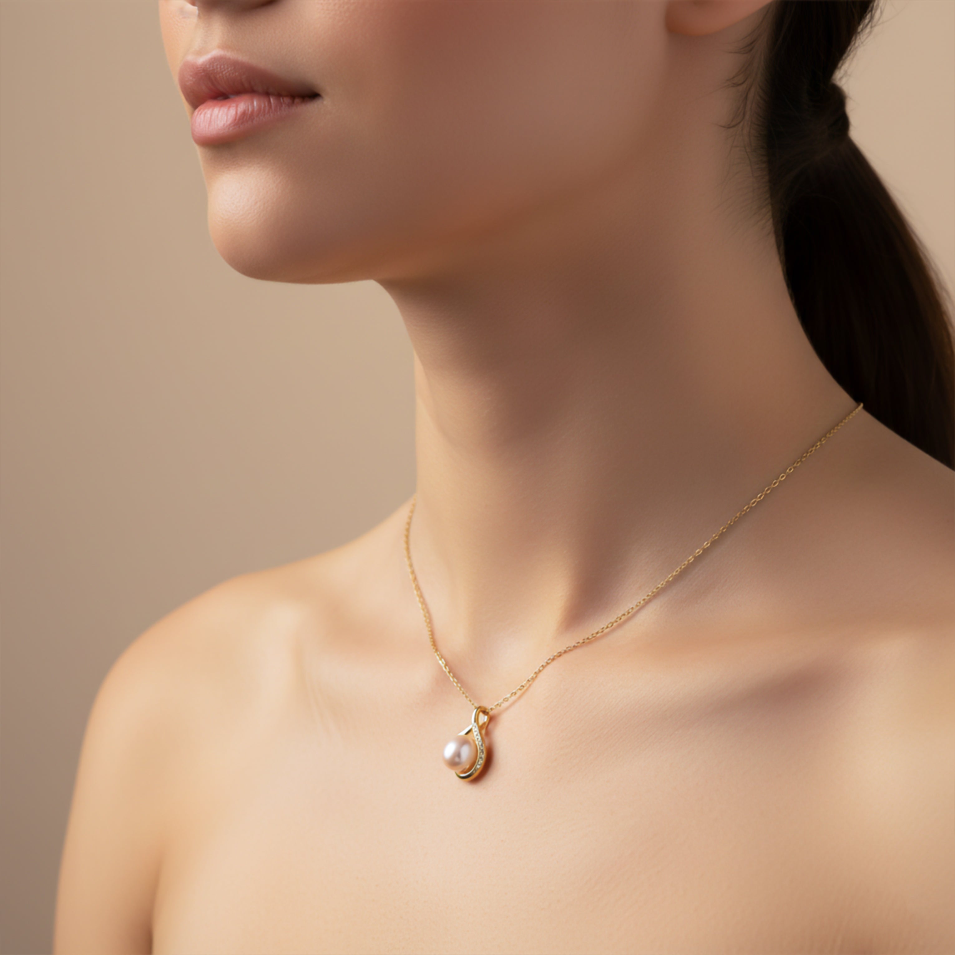 Golden Teardrop Pearl Pendant Necklace