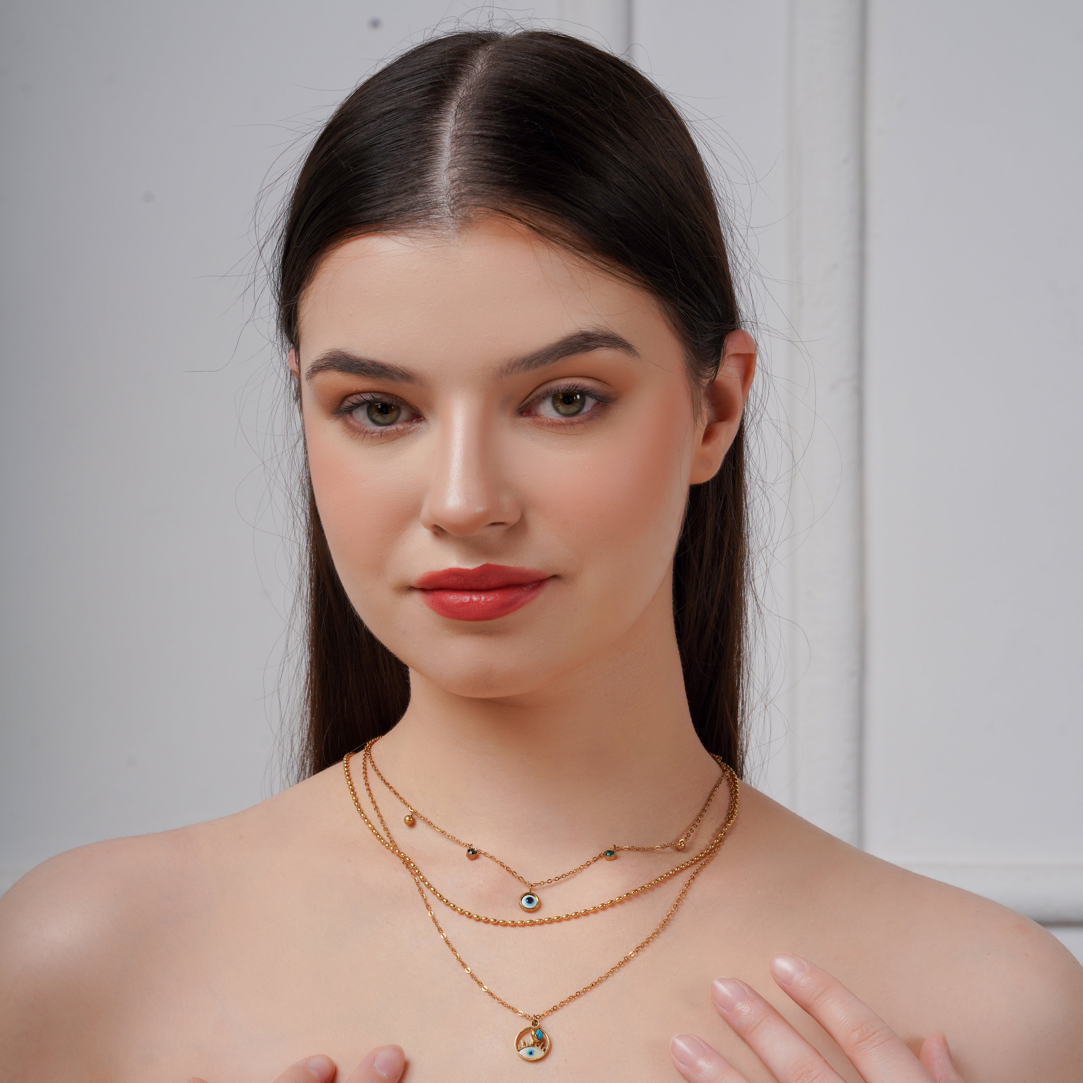 Trinity Aura Necklace