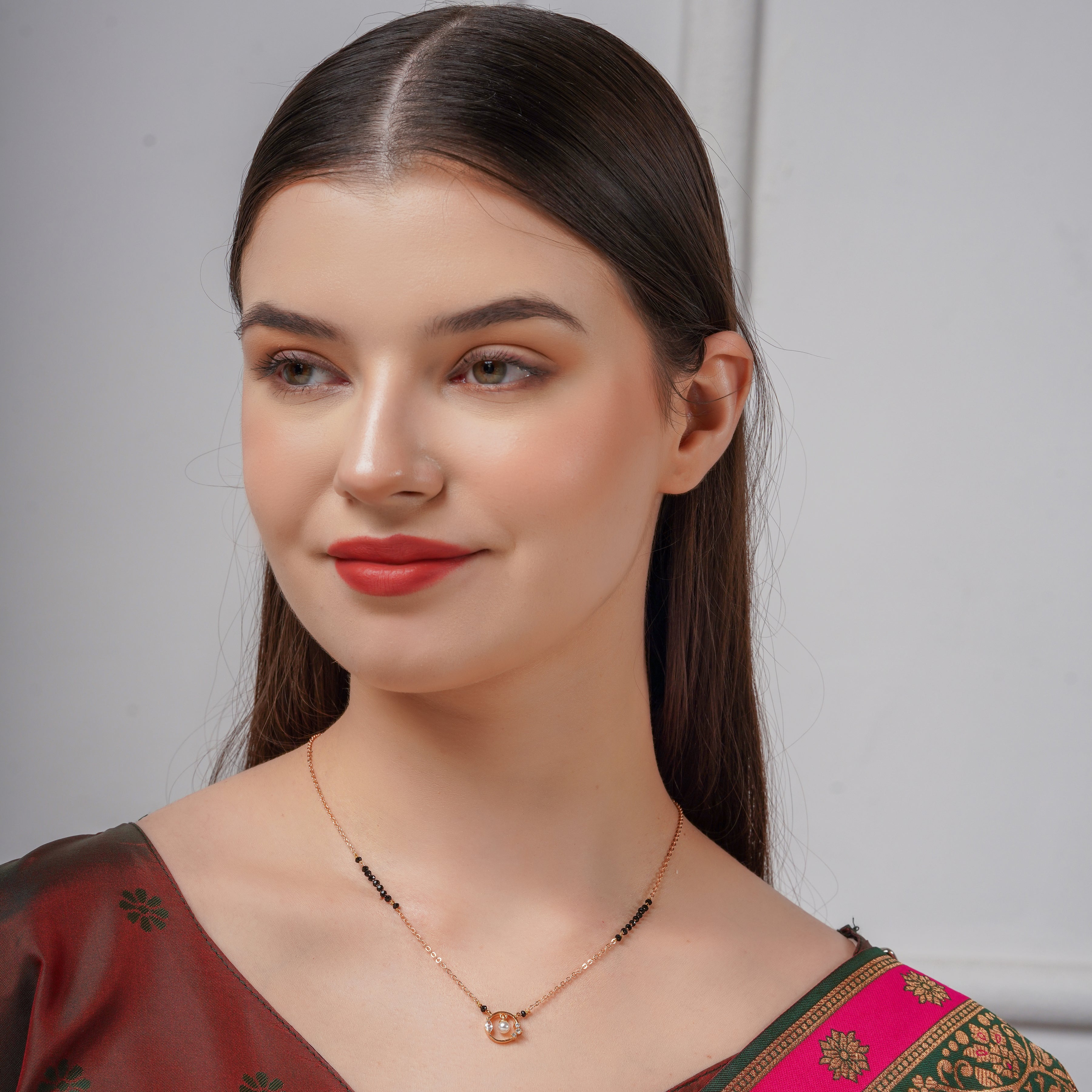 Diyela Pearl Mangalsutra