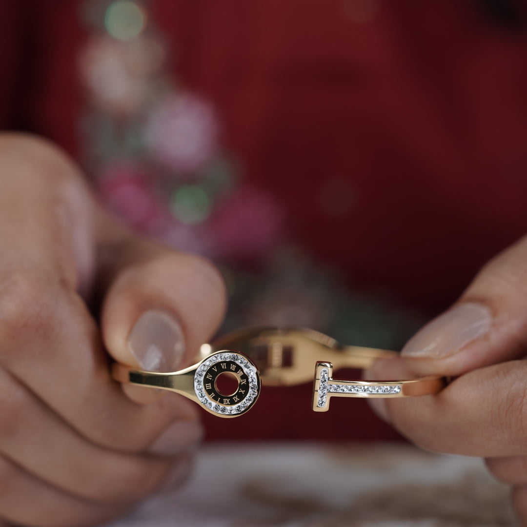 Unlock Love Diamond Kada