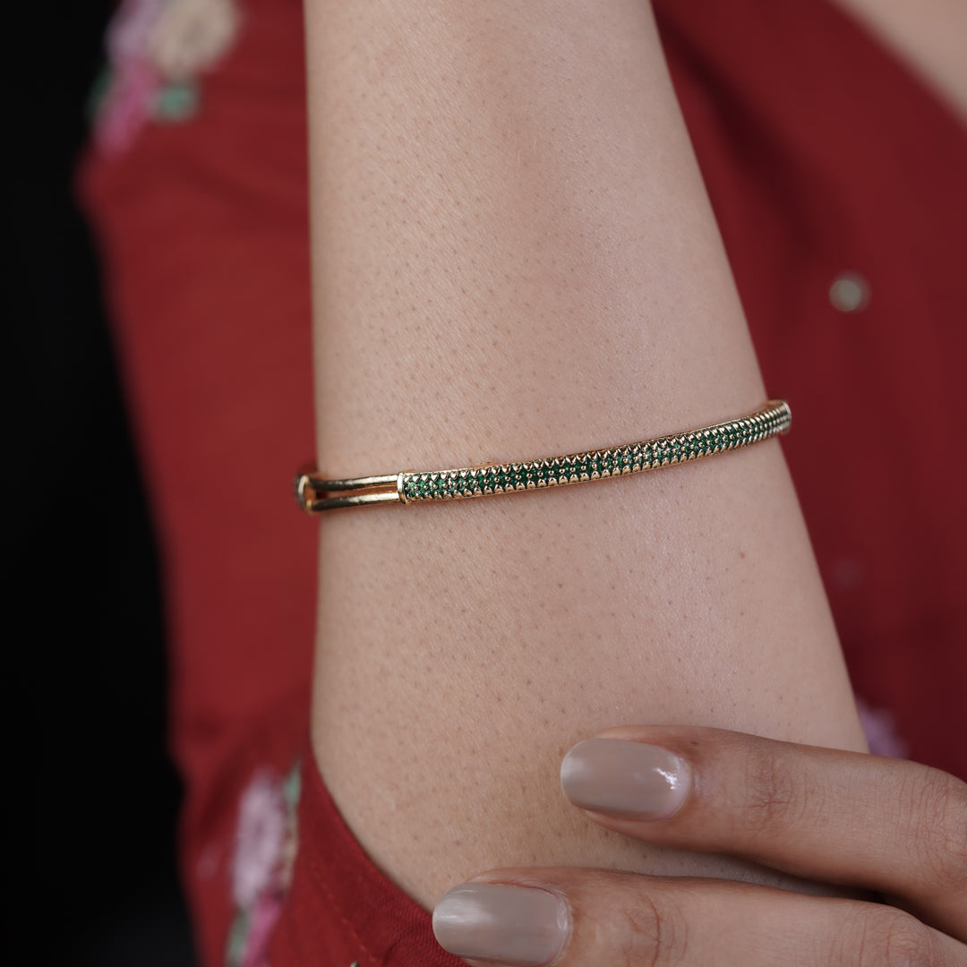 Nora Bangles