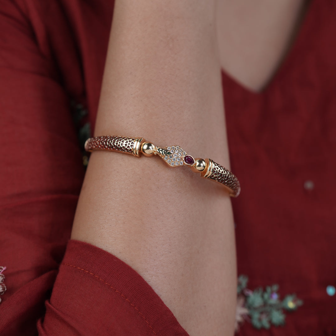 Nora Bangles