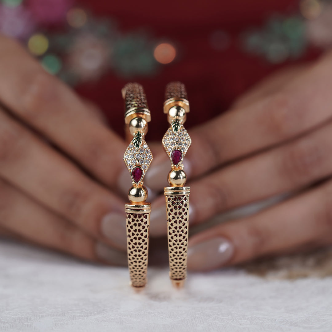 Nora Bangles