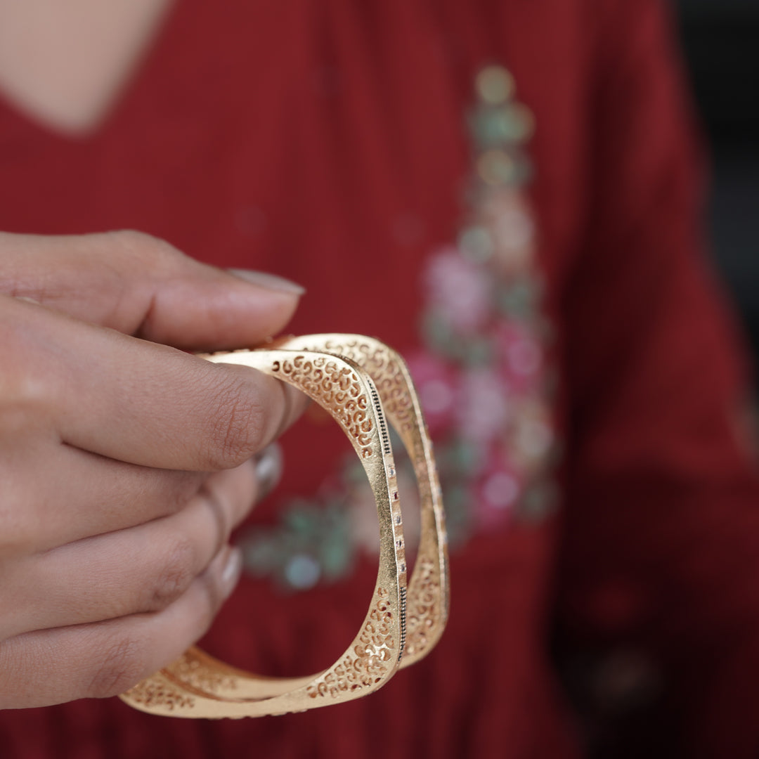 Riivaaz Squre Bangles