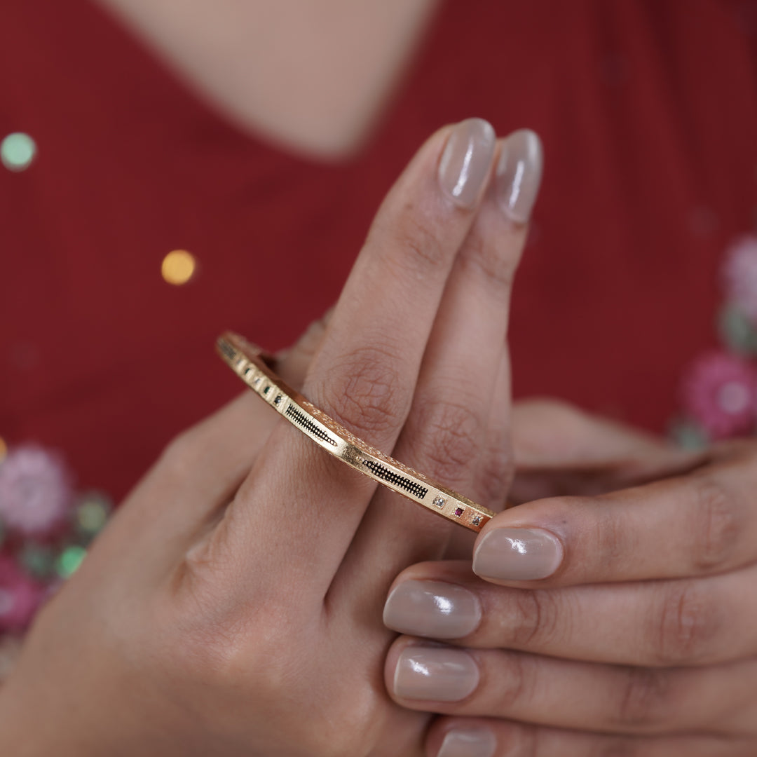 Riivaaz Squre Bangles