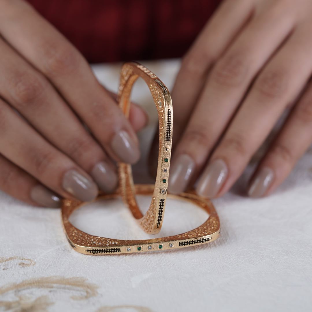 Riivaaz Squre Bangles