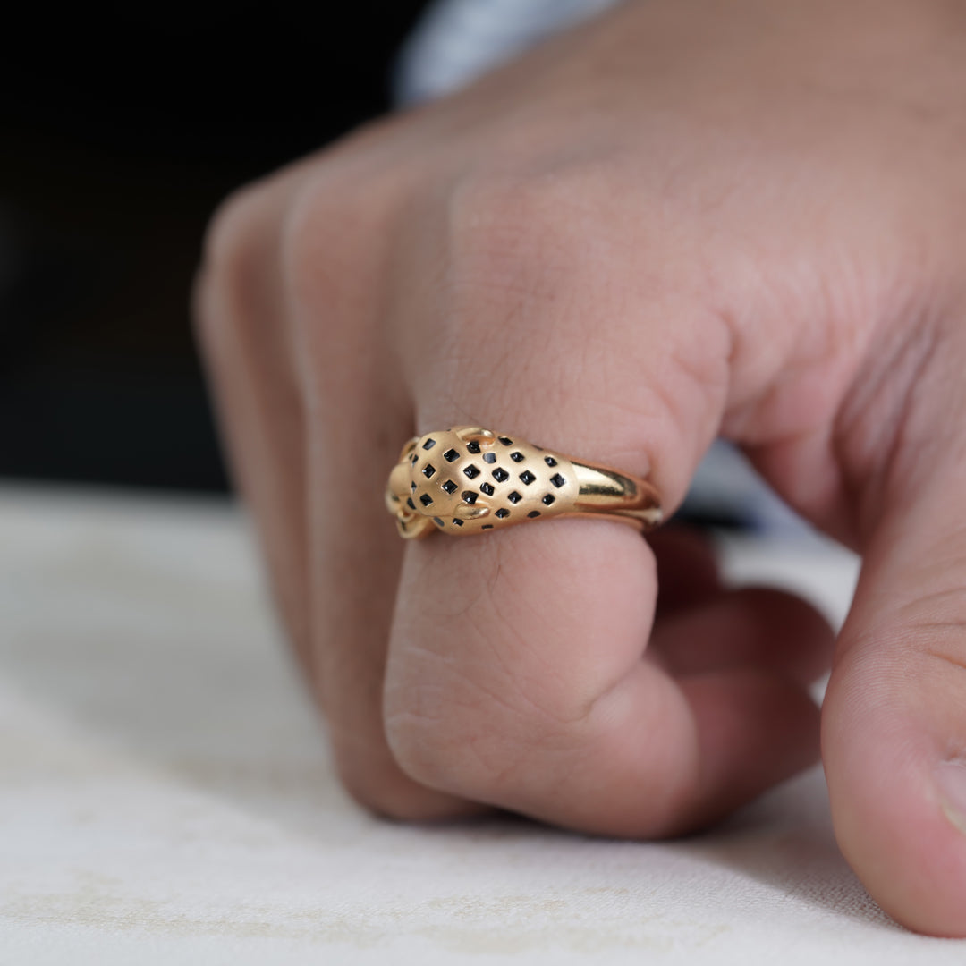 Golden Panther Link Ring