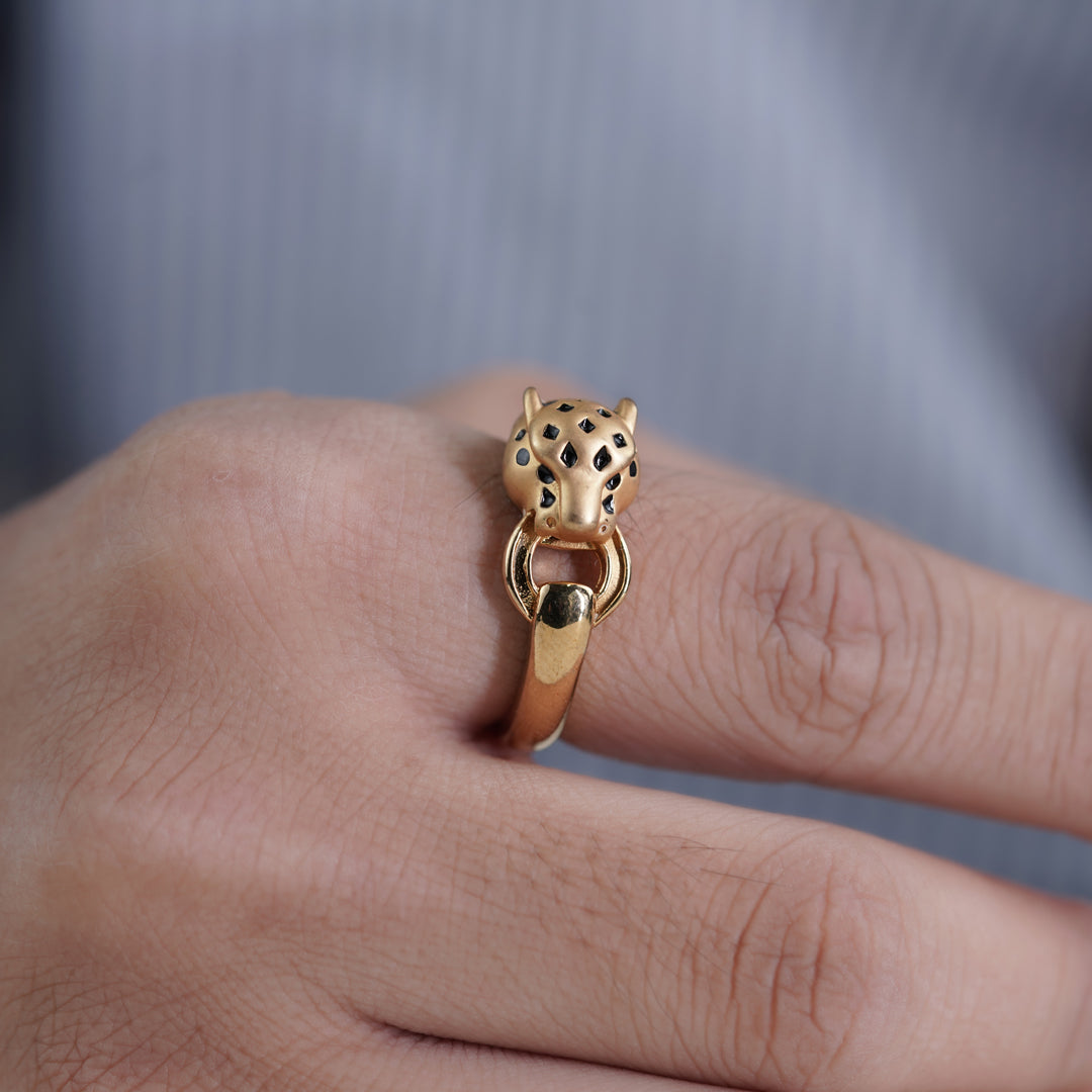 Golden Panther Link Ring