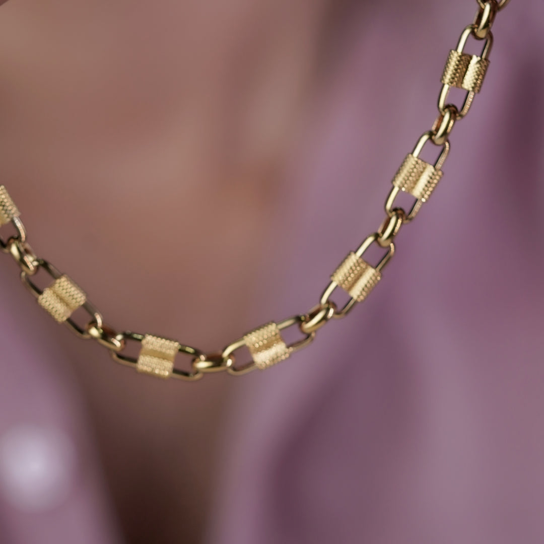 Royal Textured Link Gold Chain