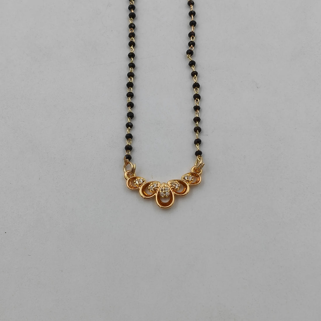 Swarn Pushpa Mangalsutra