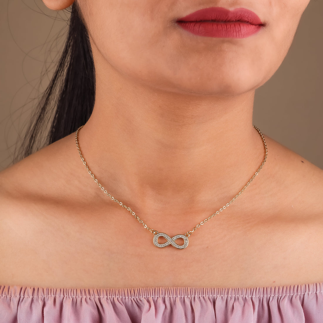 Lisha Infinity Necklace