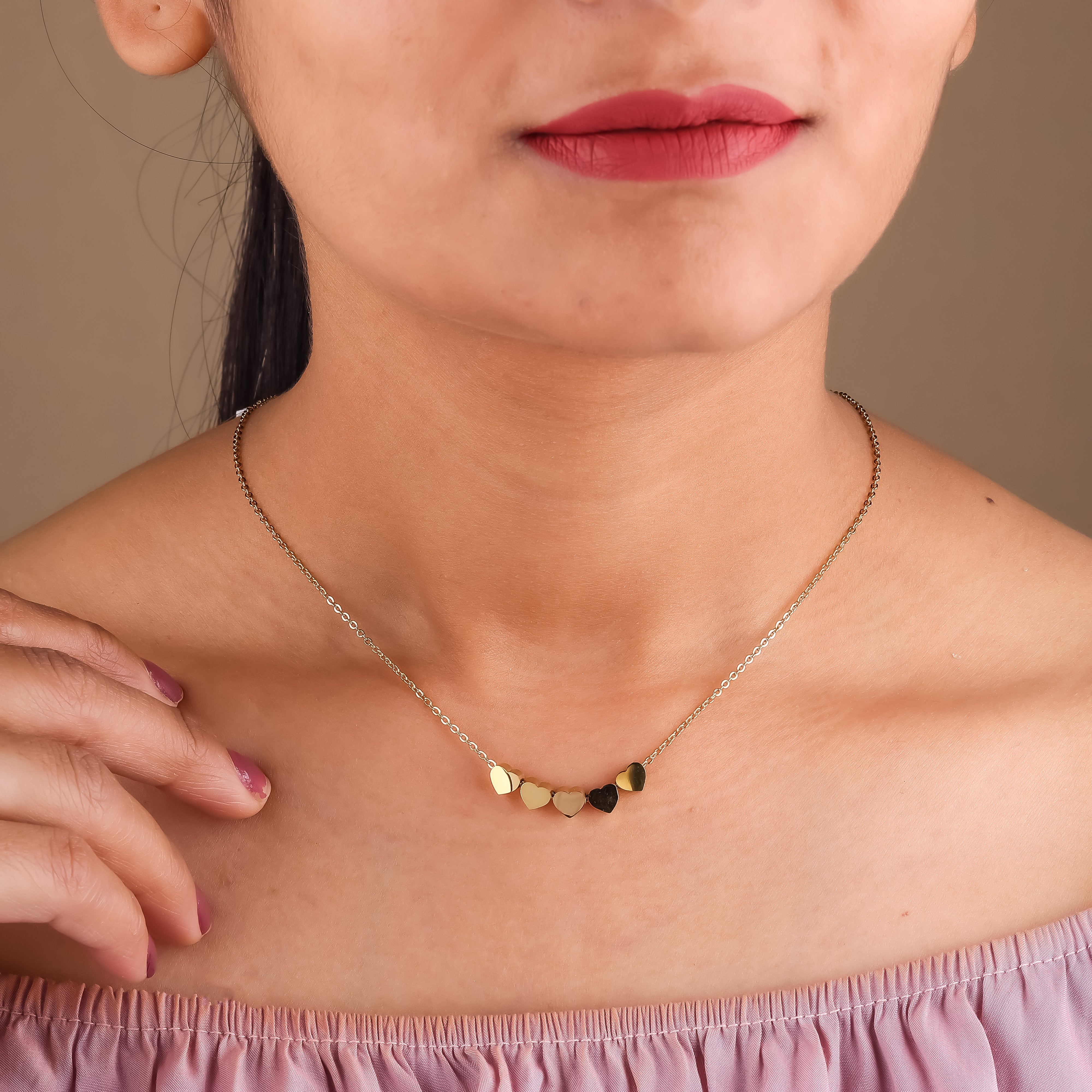 Ruhi Heart Necklace