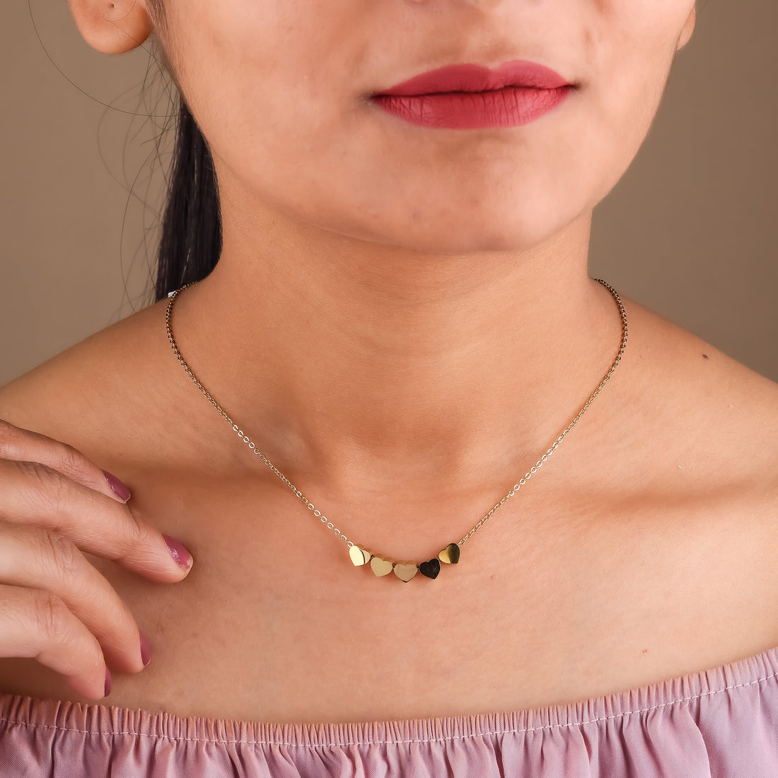 Ruhi Heart Necklace