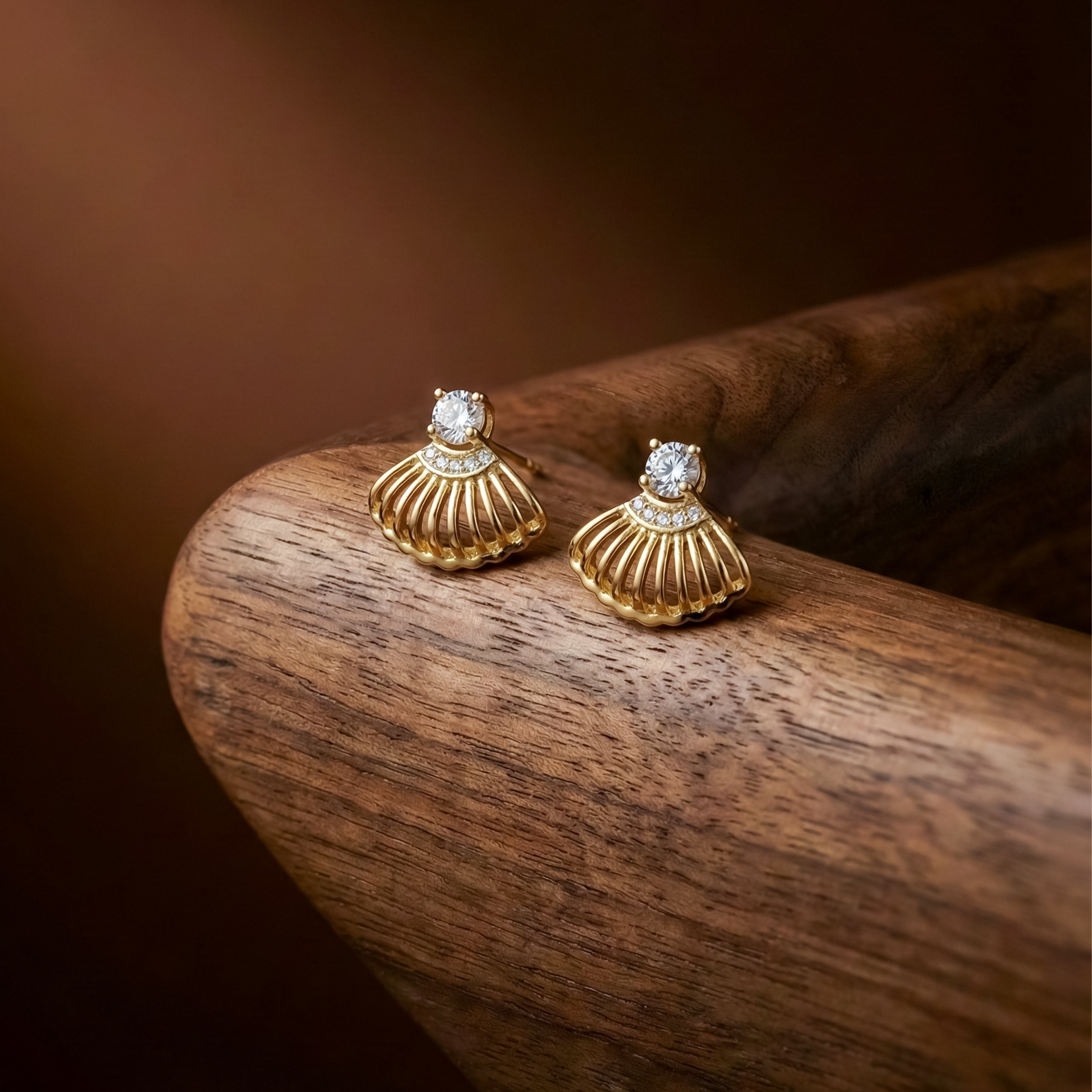 Shell Crystal Gold Stud Earrings