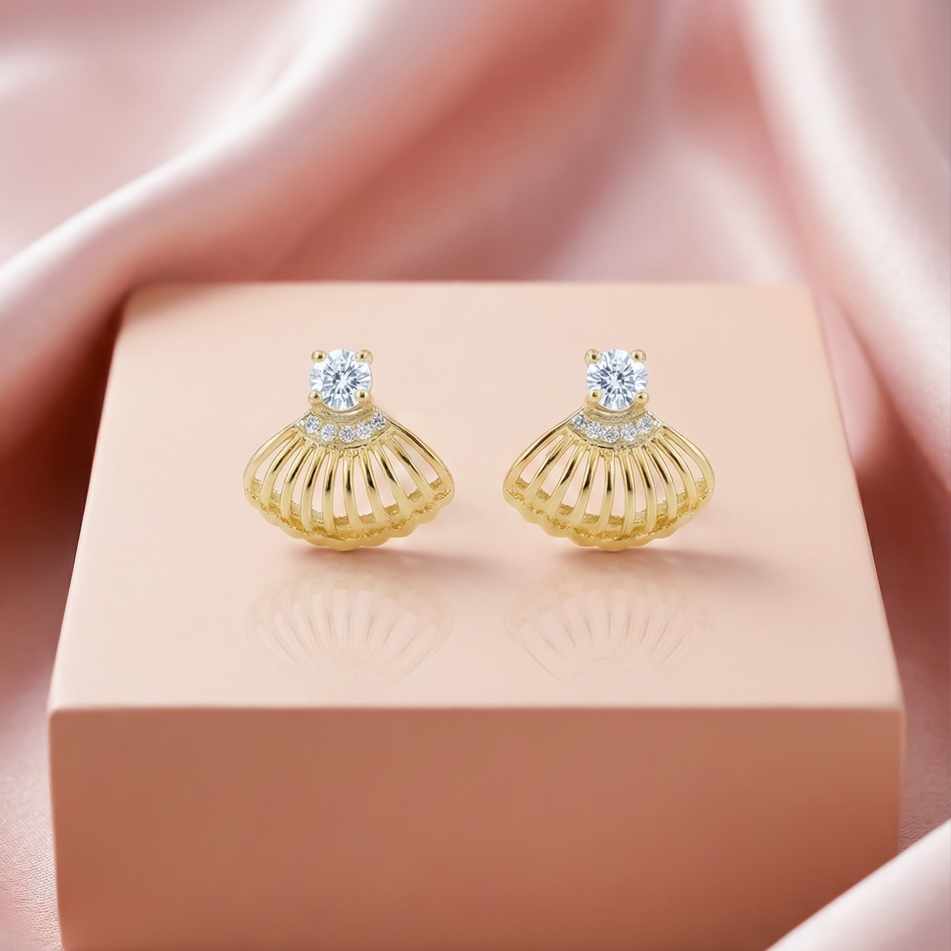 Shell Crystal Gold Stud Earrings